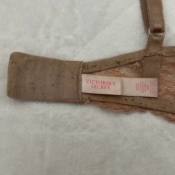 Victoria’s Secret Nude Dream Angels Lined Demi Bra 36D - Picture 8 of 9